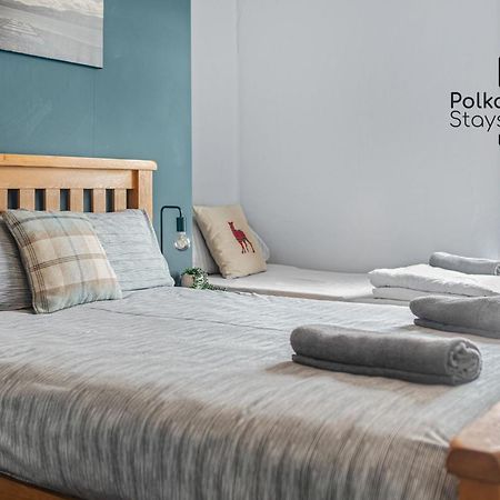 Polkadot Winter Gardens - Large Modern Apartments In Blackpool By Polkastays Zewnętrze zdjęcie